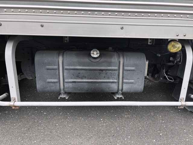 日野デュトロアルミバン小型（2t・3t）[写真20]