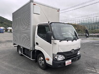 日野デュトロアルミバン小型（2t・3t）[写真04]