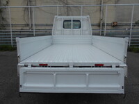 マツダボンゴ平ボディ小型（2t・3t）[写真13]