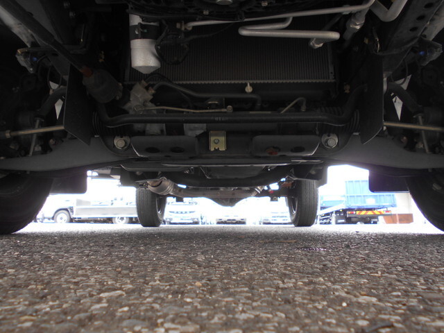 マツダボンゴ平ボディ小型（2t・3t）[写真19]