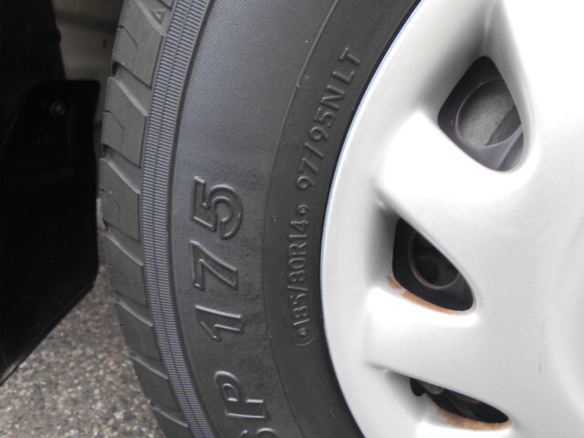 マツダボンゴ平ボディ小型（2t・3t）[写真22]