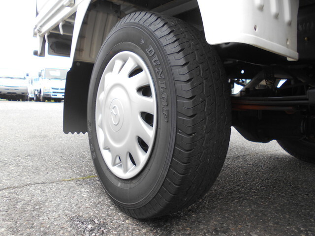 マツダボンゴ平ボディ小型（2t・3t）[写真23]