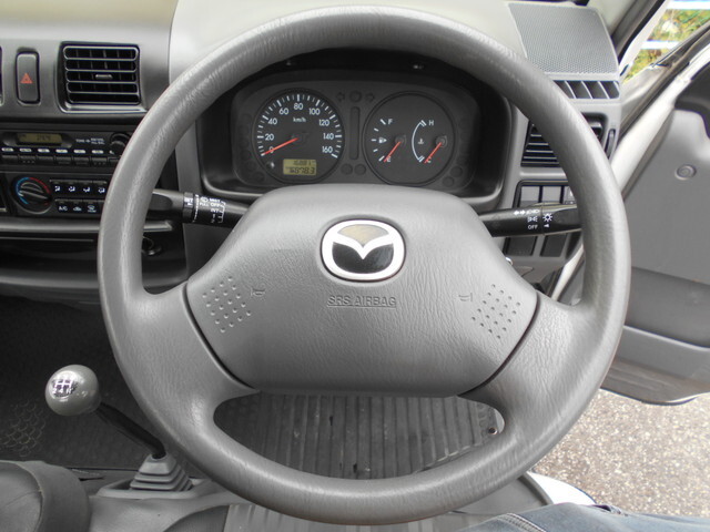 マツダボンゴ平ボディ小型（2t・3t）[写真28]