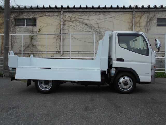 三菱ふそうキャンターダンプ小型（2t・3t）[写真10]
