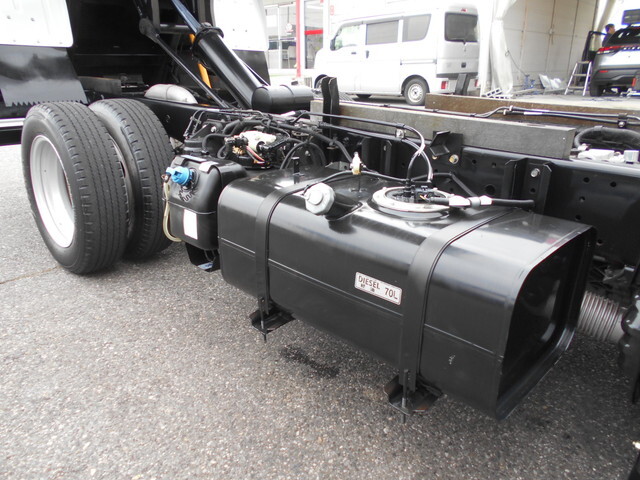 三菱ふそうキャンターダンプ小型（2t・3t）[写真19]
