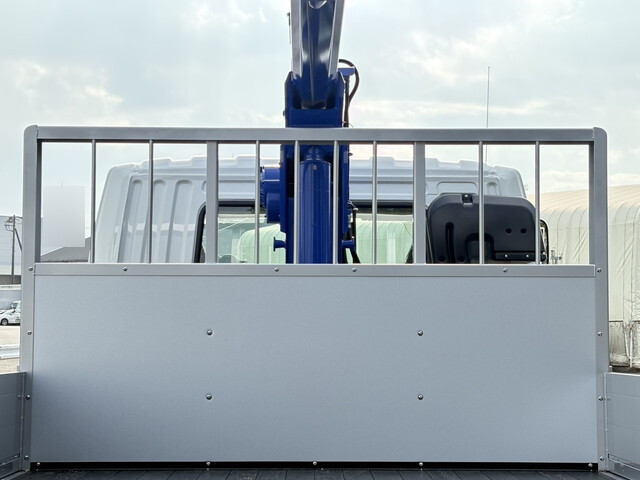 三菱ふそうファイタークレーン4段中型（4t）[写真13]