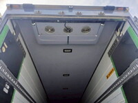 UDトラックスクオン冷凍車（冷蔵車）大型（10t）[写真12]