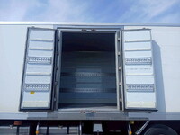 UDトラックスクオン冷凍車（冷蔵車）大型（10t）[写真17]