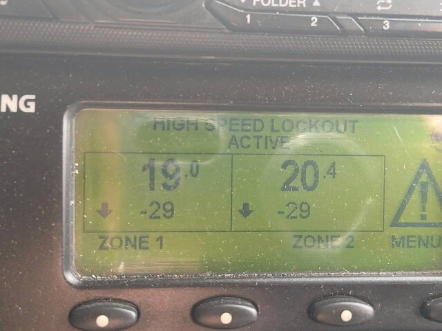 UDトラックスクオン冷凍車（冷蔵車）大型（10t）[写真23]