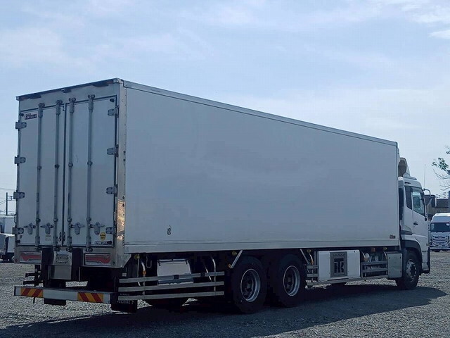 UDトラックスクオン冷凍車（冷蔵車）大型（10t）[写真04]