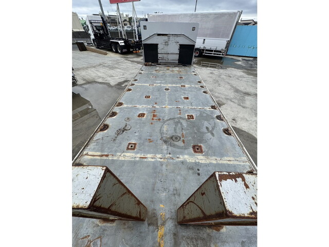 三菱ふそうファイター平ボディ増トン（6t・8t）[写真12]