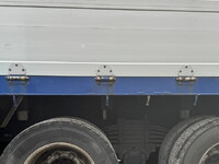 三菱ふそうファイター平ボディ増トン（6t・8t）[写真17]