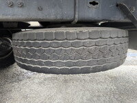 三菱ふそうファイター平ボディ増トン（6t・8t）[写真19]