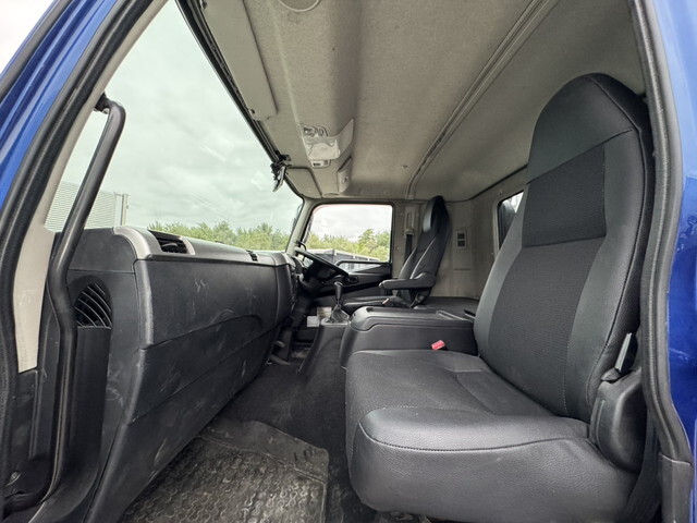 三菱ふそうファイター平ボディ増トン（6t・8t）[写真27]