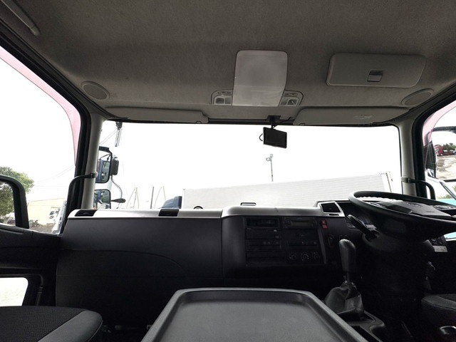 三菱ふそうファイター平ボディ増トン（6t・8t）[写真28]