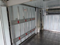 三菱ふそうキャンター冷凍車（冷蔵車）小型（2t・3t）[写真12]