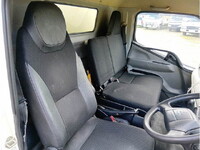 三菱ふそうキャンター冷凍車（冷蔵車）小型（2t・3t）[写真32]