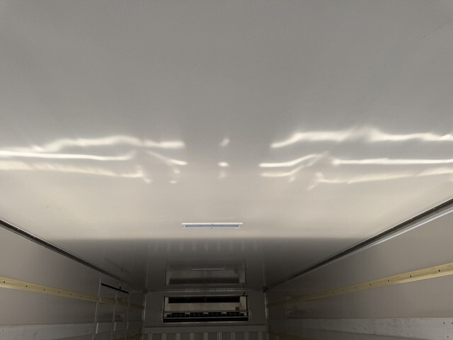 日野レンジャー冷凍車（冷蔵車）増トン（6t・8t）[写真11]