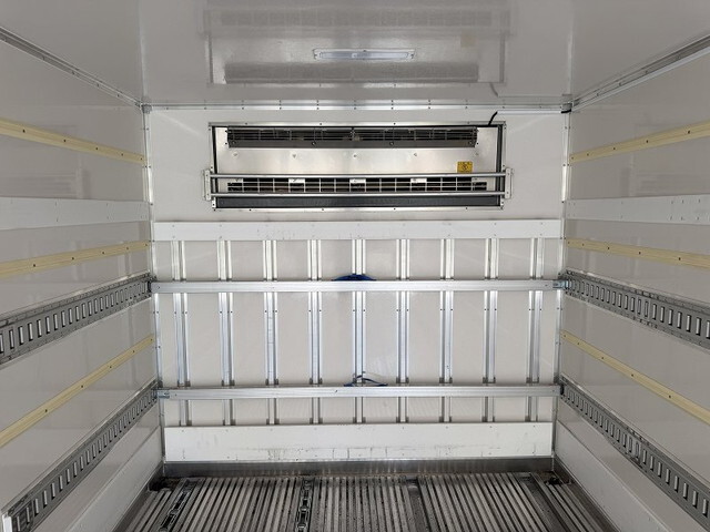 日野レンジャー冷凍車（冷蔵車）増トン（6t・8t）[写真15]