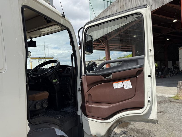 日野レンジャー冷凍車（冷蔵車）増トン（6t・8t）[写真34]