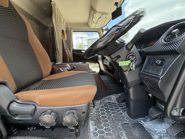 日野レンジャー冷凍車（冷蔵車）増トン（6t・8t）[写真36]