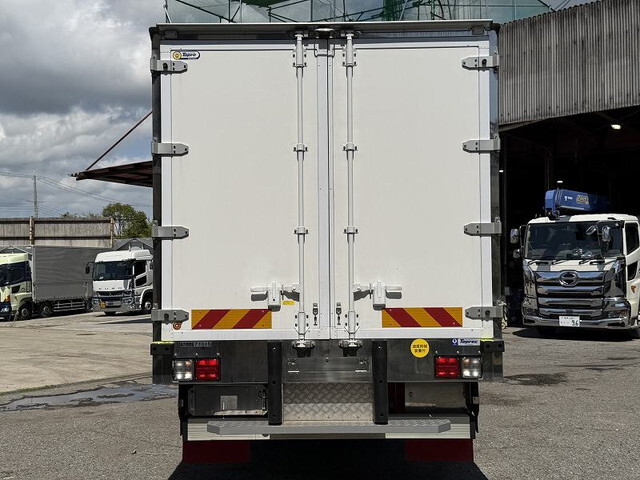 日野レンジャー冷凍車（冷蔵車）増トン（6t・8t）[写真08]