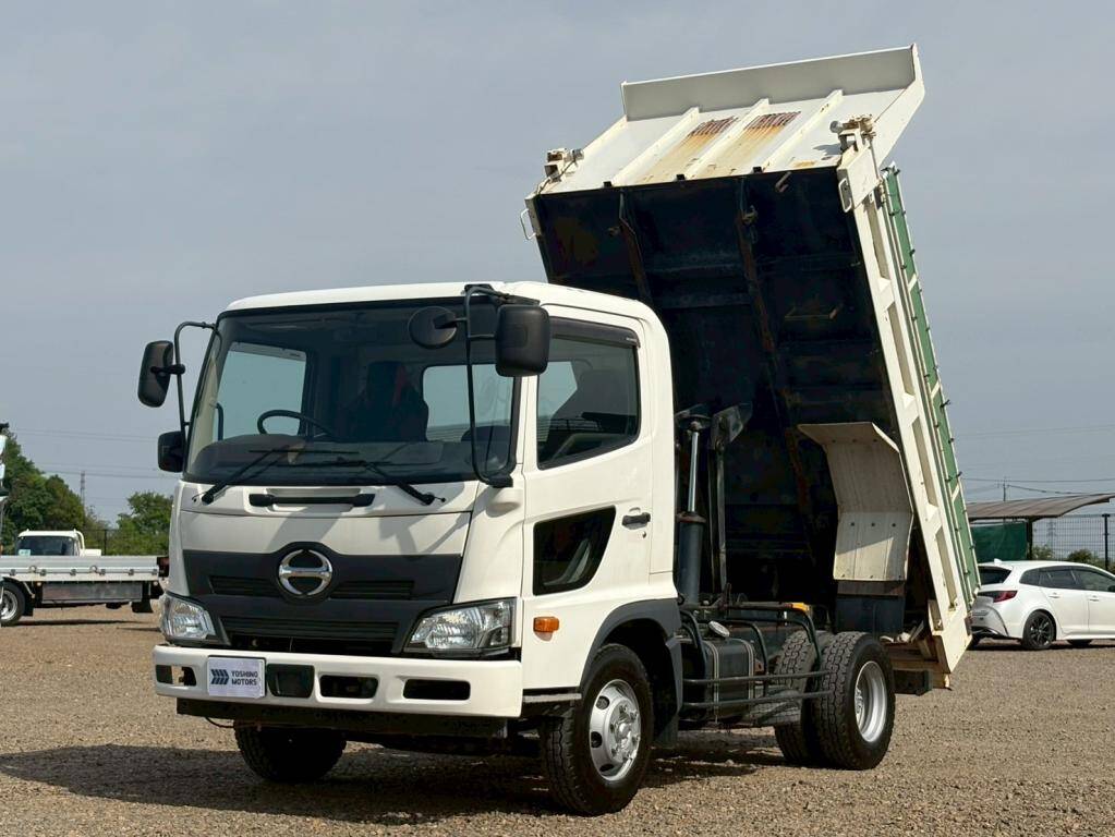 日野レンジャーダンプ中型（4t）[写真01]