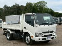 日野デュトロローダーダンプ小型（2t・3t）[写真02]
