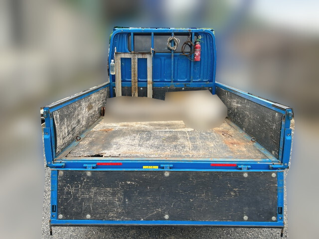 三菱ふそうキャンターダブルキャブ（Wキャブ）小型（2t・3t）[写真07]