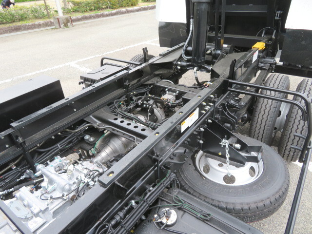 三菱ふそうファイターダンプ中型（4t）[写真31]