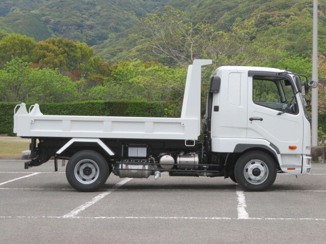 三菱ふそうファイターダンプ中型（4t）[写真06]