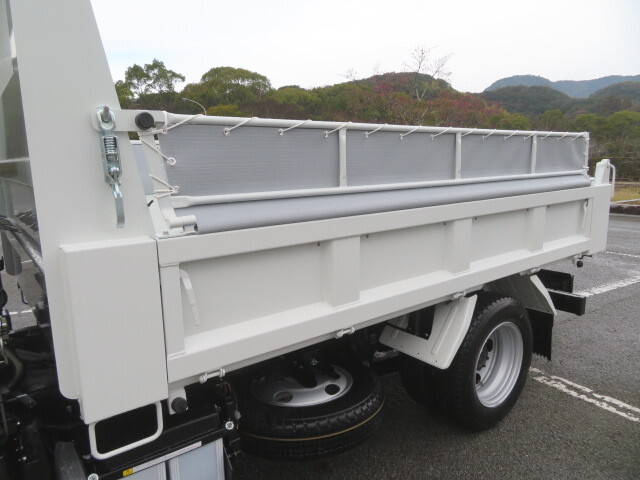 三菱ふそうキャンターダンプ小型（2t・3t）[写真21]