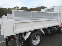 三菱ふそうキャンターダンプ小型（2t・3t）[写真23]