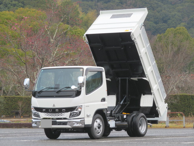 三菱ふそうキャンターダンプ小型（2t・3t）[写真09]