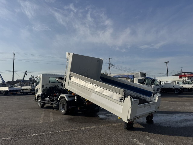 日野レンジャーローダーダンプ増トン（6t・8t）[写真19]