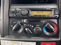 いすゞエルフダンプ小型（2t・3t）[写真29]