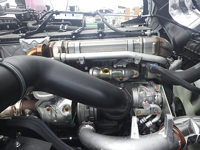 三菱ふそうスーパーグレートダンプ大型（10t）[写真34]