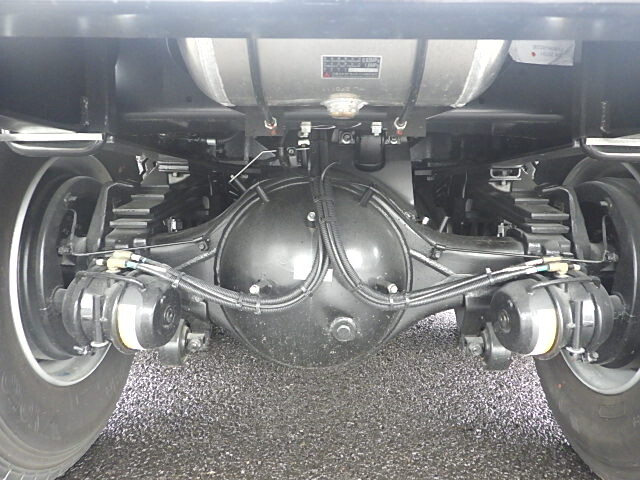 三菱ふそうスーパーグレートダンプ大型（10t）[写真09]