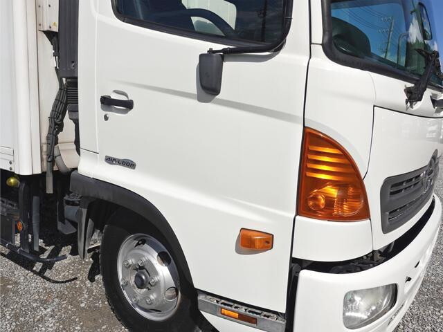 日野レンジャー冷凍車（冷蔵車）中型（4t）[写真04]