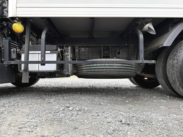 日産アトラス保冷バン小型（2t・3t）[写真23]