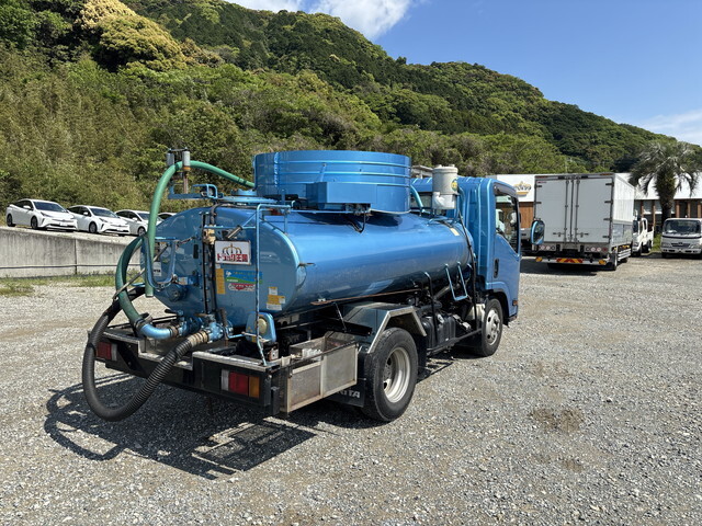 いすゞエルフバキュームカー小型（2t・3t）[写真02]