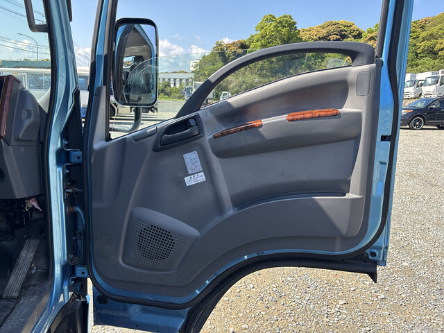 いすゞエルフバキュームカー小型（2t・3t）[写真27]