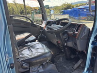 いすゞエルフバキュームカー小型（2t・3t）[写真32]