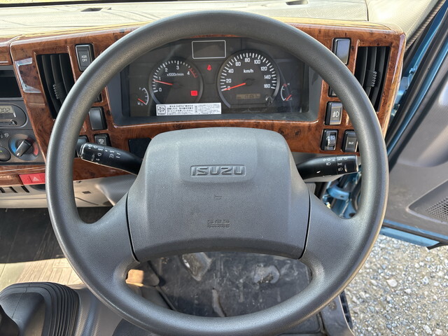 いすゞエルフバキュームカー小型（2t・3t）[写真34]