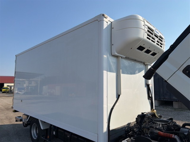 三菱ふそうキャンター冷凍車（冷蔵車）小型（2t・3t）[写真11]