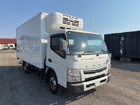 三菱ふそうキャンター冷凍車（冷蔵車）小型（2t・3t）[写真01]