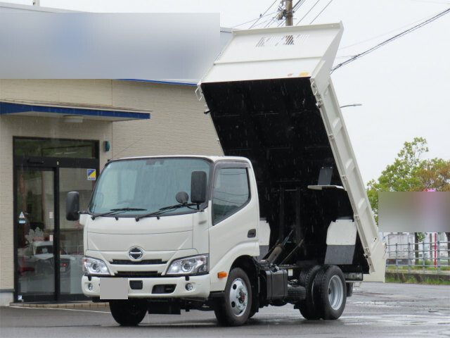 中古デュトロダンプ
