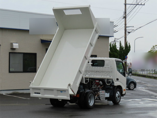 日野デュトロダンプ小型（2t・3t）[写真02]