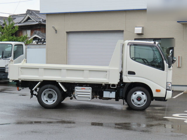 日野デュトロダンプ小型（2t・3t）[写真06]