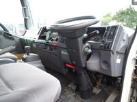 日産アトラスアルミブロック小型（2t・3t）[写真33]
